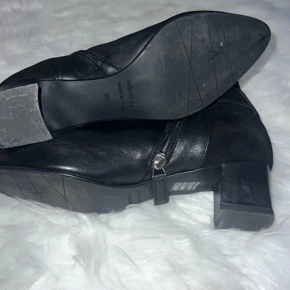 Aquatalia Black Buckle Pointed Toe Leather Booties 9.5 - Picture 6 of 7